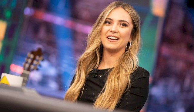 Ana Mena se vuelve viral con el lanzamiento de 