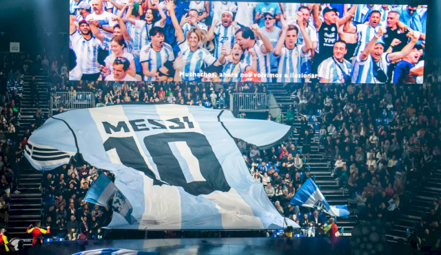 MESSI10CIRQUE