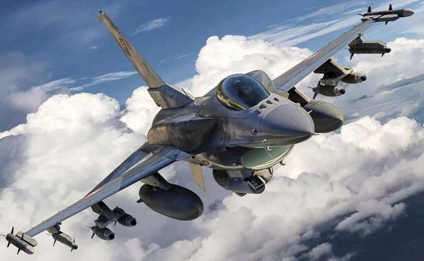 AVIONES DE COMBATE